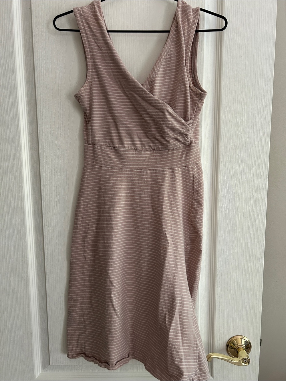 Patagonia XS Stripes Mauve Pink and Cream